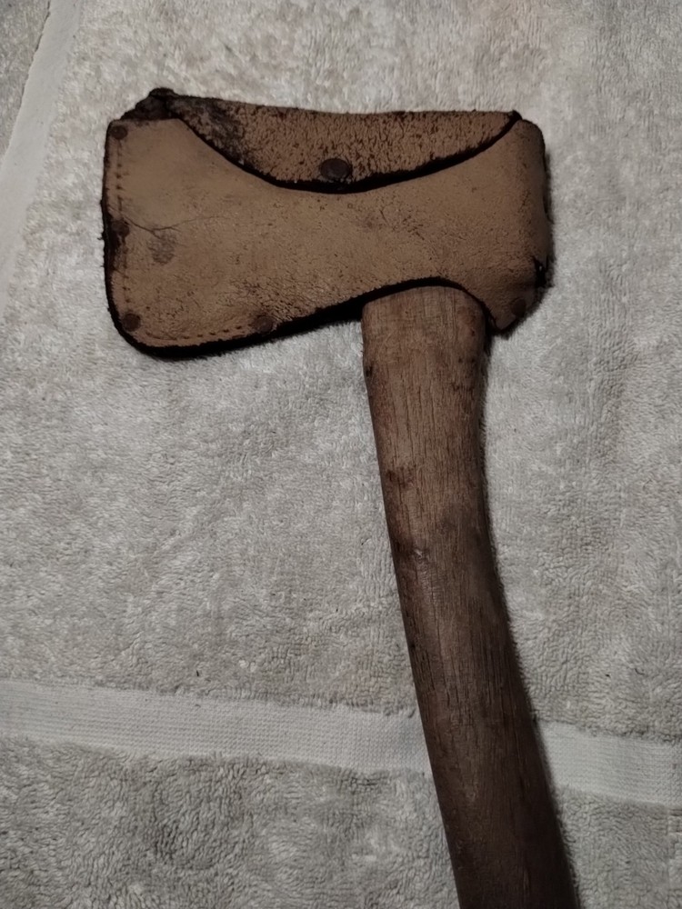 Vintage Hatchet / Axe, Unmarked