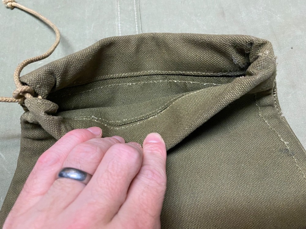 ORIGINAL WWII US ARMY .30 .50 CAL AMMO METALLIC BELT LINK CARRY CATCH BAG-OD#7