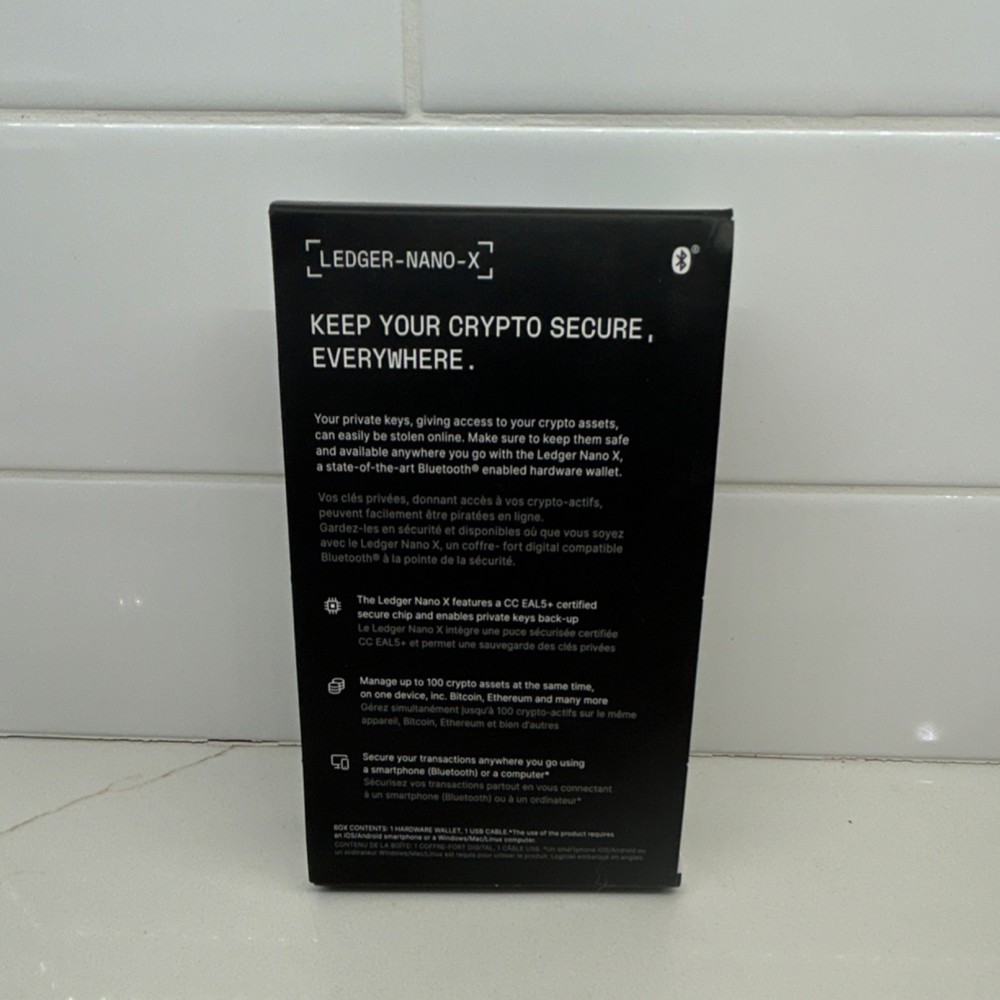 Ledger Nano X Bluetooth Enabled Crypto Hardware Wallet with Secure Chip