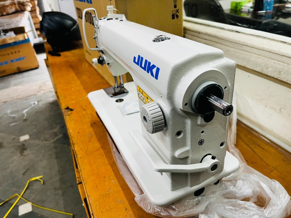 Juki DDL-8100e Single Needle Lock Stitch Sewing Machine