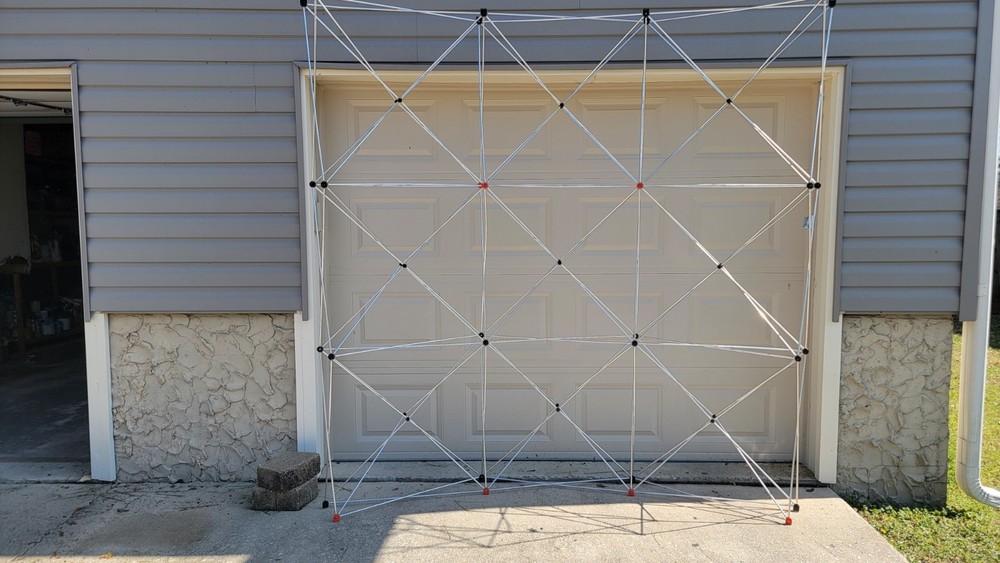 Nomadic Display Stand with Lights