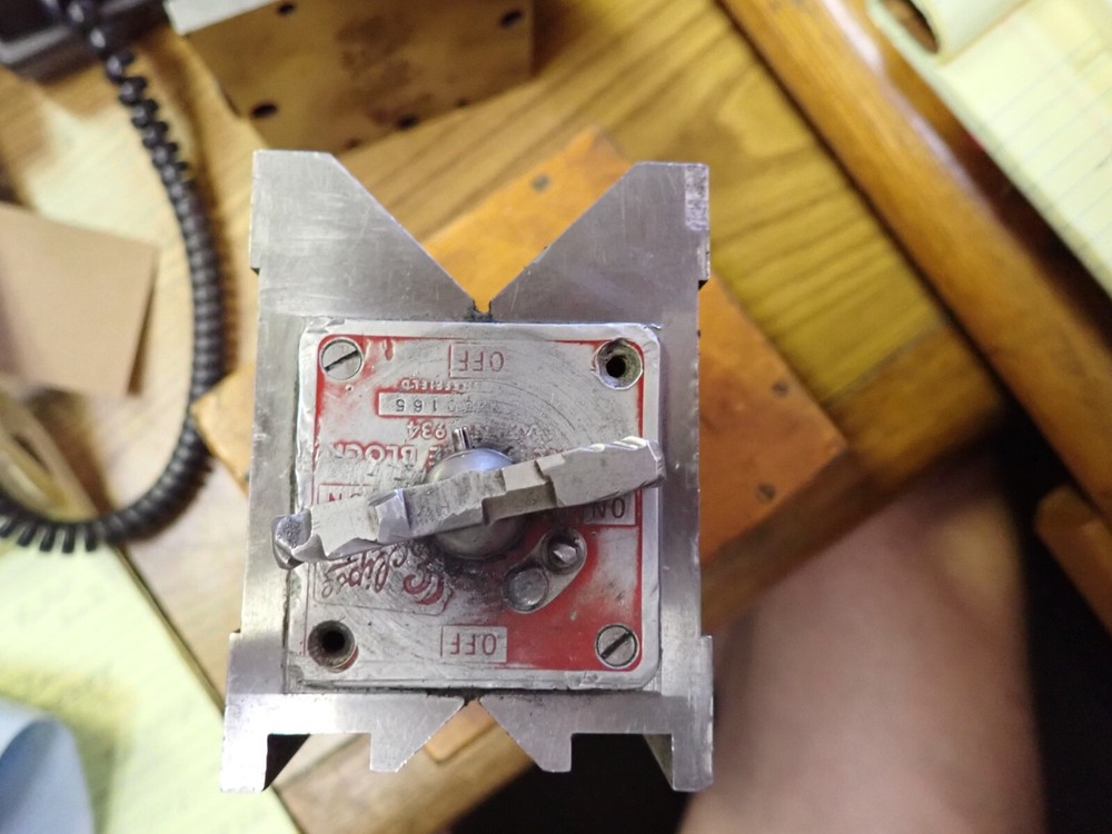ECLIPSE MAGNETIC V BLOCK #934 DOUBLE SIDED