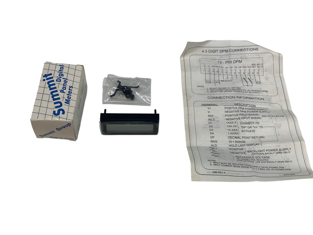 Summit S267019 Digital Panel Meter Voltmeter 2VDC LCD Panel Mount DK705 / 4W0190