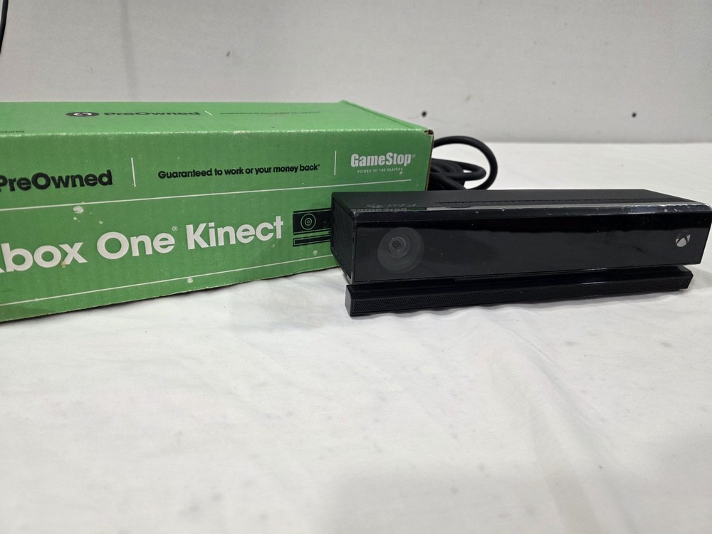 Microsoft Xbox One Kinect Wired Motion Sensor Black Model 1520 OEM