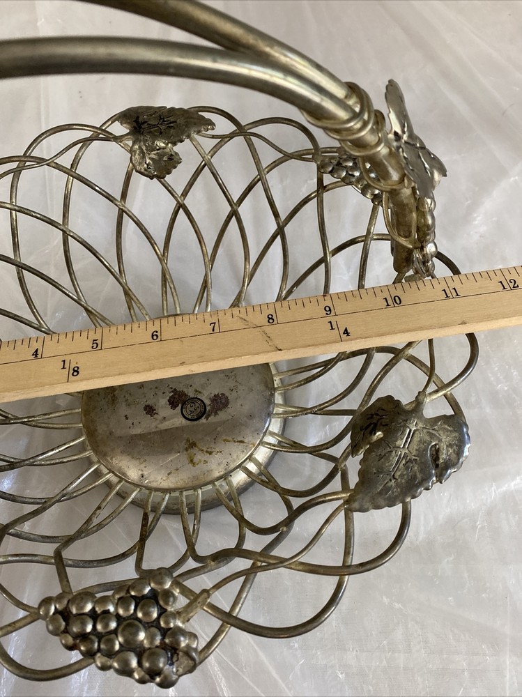 Vintage Godinger Silver Art Grape Leaf Basket Silverplate Fruit Centerpiece