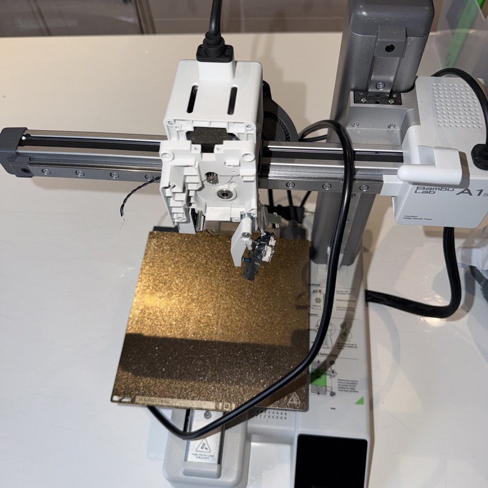 Bambu Lab A1 Mini 3D Printer  (No AMS Lite) 3d Printer  (For Parts!!!!)