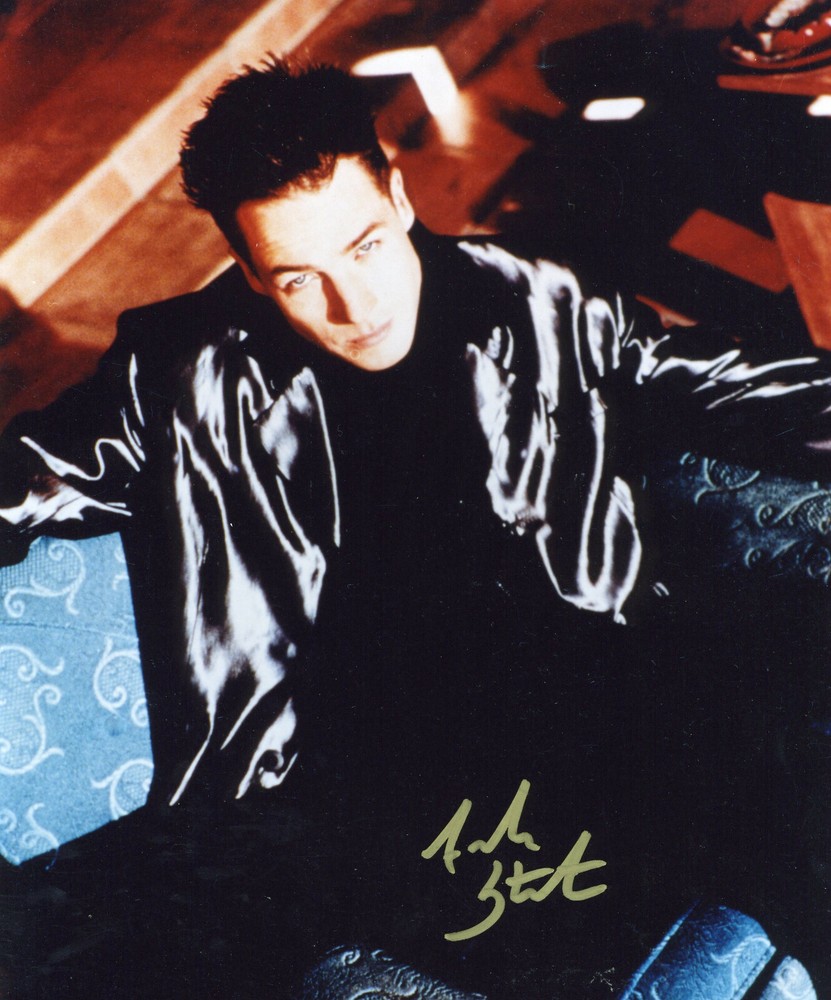 FRENCH STEWART 8 X 10  Photograph - ACTOR
