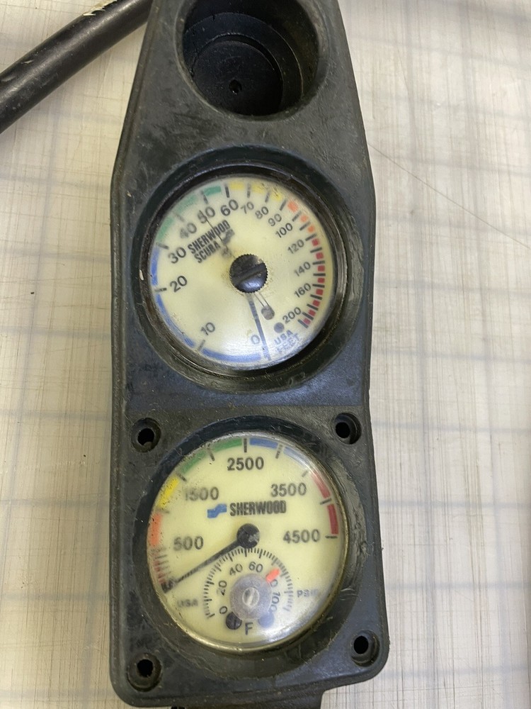 Sherwood Brut Scuba Regulator Set w/ Pressure, Depth Gauges/ Compass UNTESTED