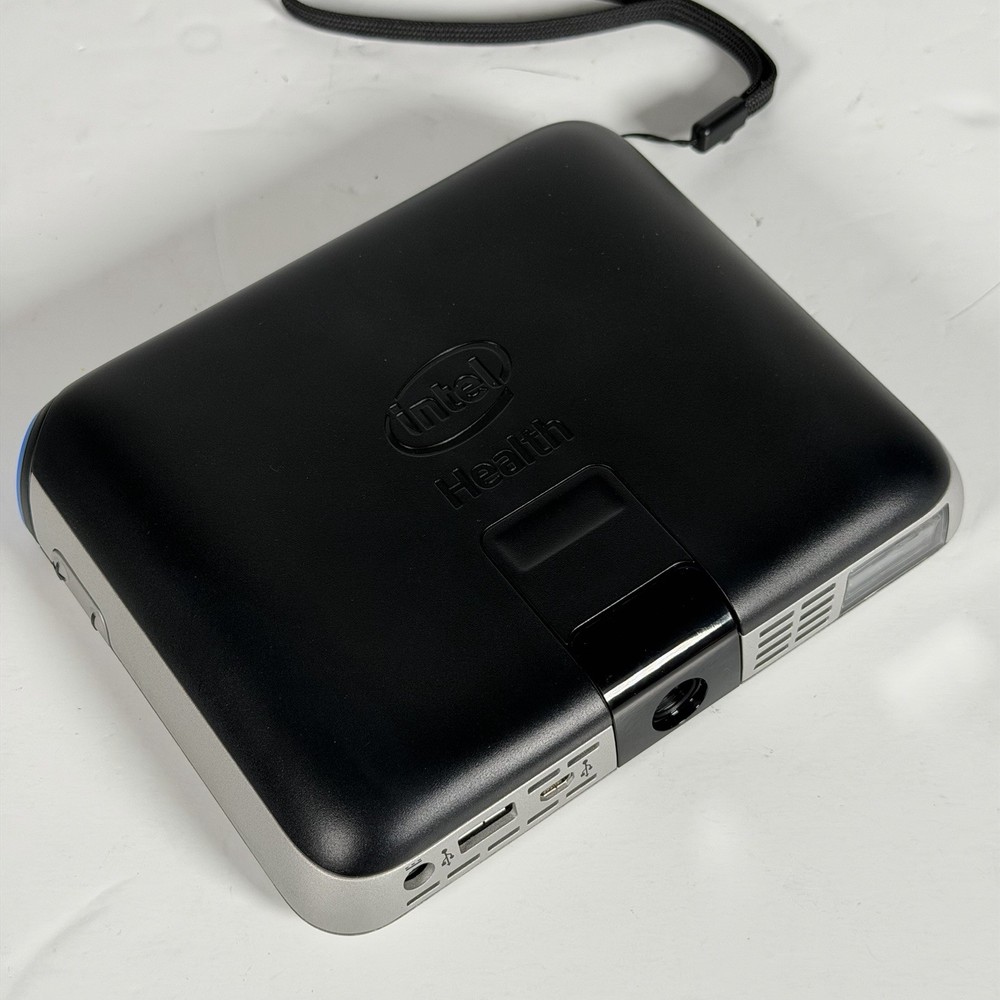 Intel Reader by Intel Health Complete Kit w Box, Adapter, Case, Etc. - Tested