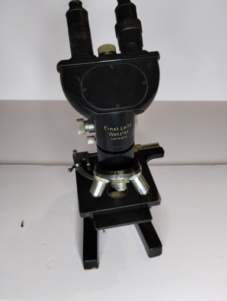 Antique ERNST LEITZ WETZLAR Stereo Look Microscope With Box