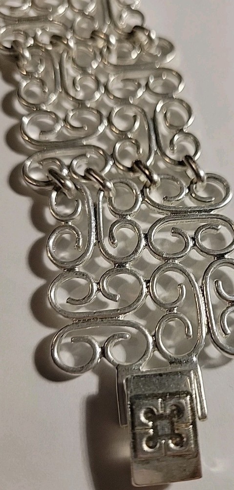 Silvertone Signed With Symbol 7" Design Bracelet Retro