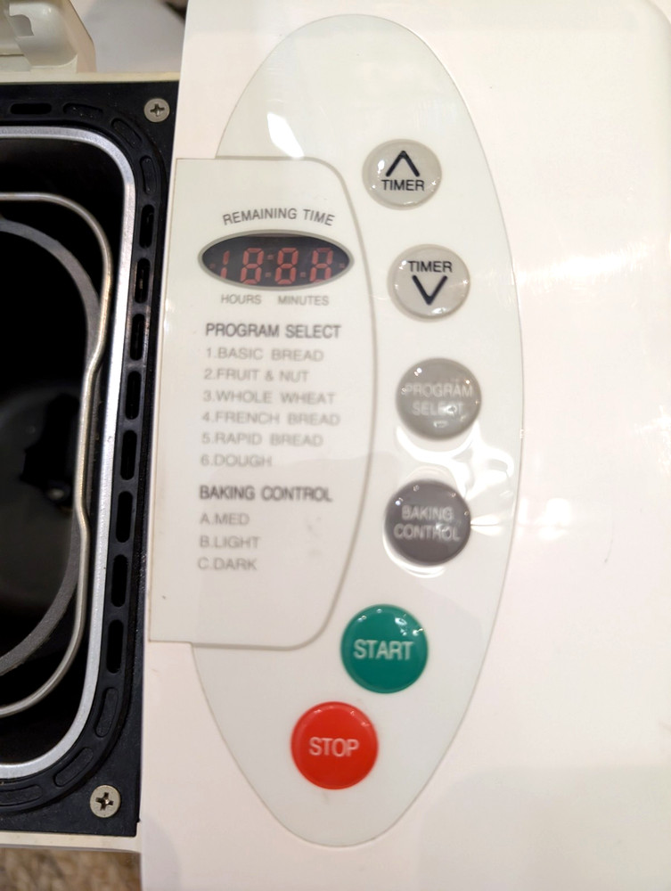 Breadman Automatic Bread Maker TR-400