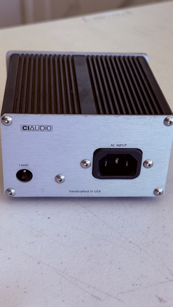 CI Audio VDA-2 + power unit