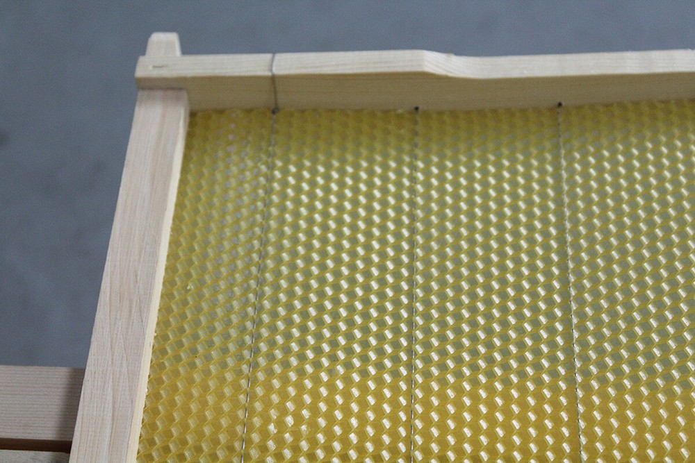 20pcs Bee Hive Frames Brood Box Frames Deep Bee Hive Waxed Foundation Honeycomb