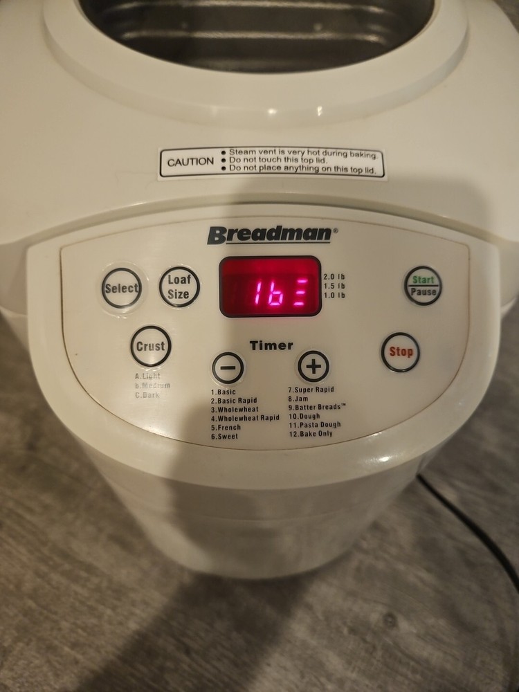 Breadman TR555 Cool Touch Automatic Bread Baker Maker Machine 1 - 2 LB - Working