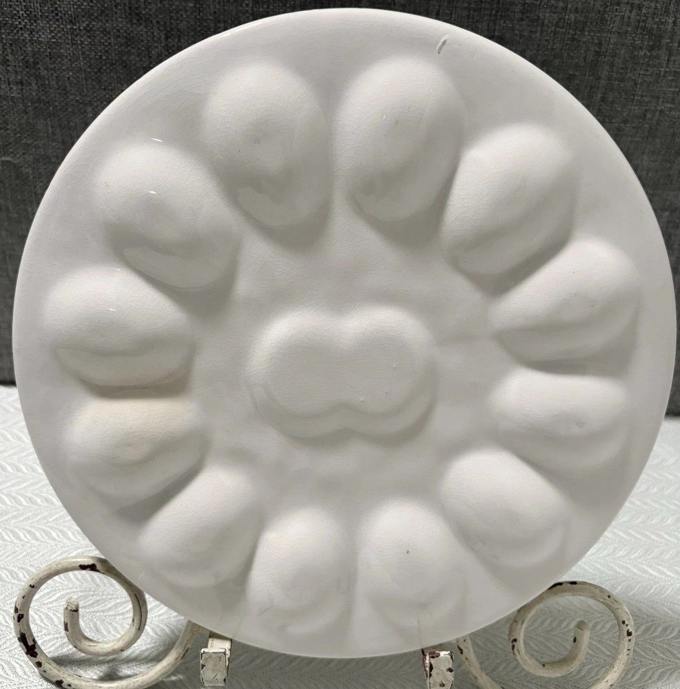 Vintage Deviled Egg Plate 12 Slot Cabbage Leaf Majolica 10.25”