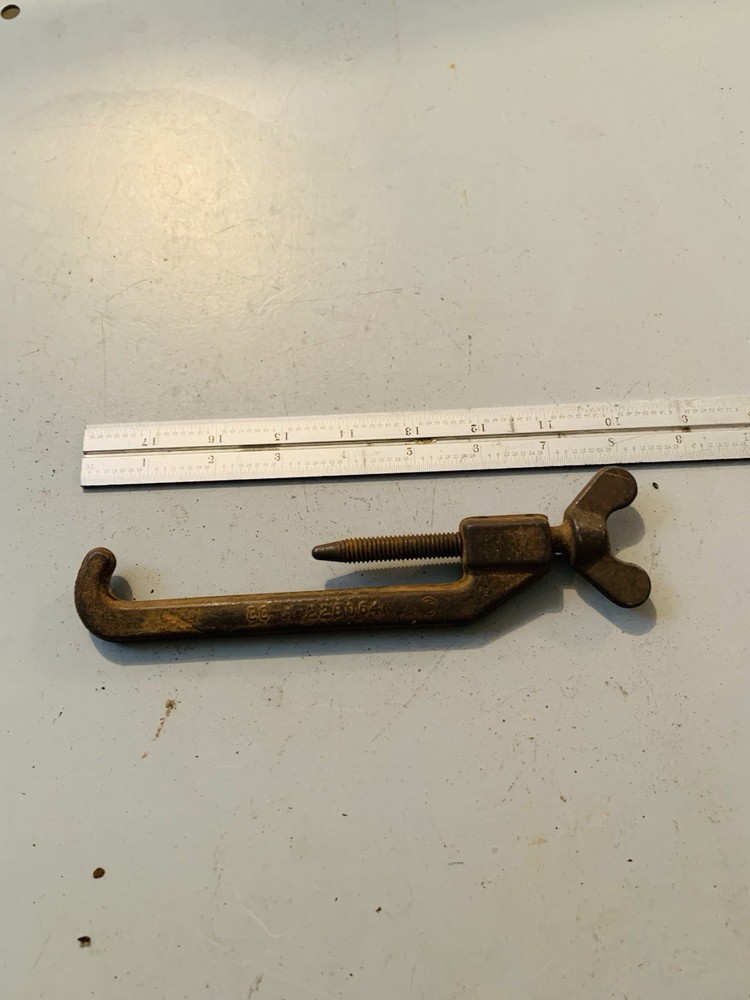 Vintage Shallow Insert Bean Clamp Wing Nut Tighten