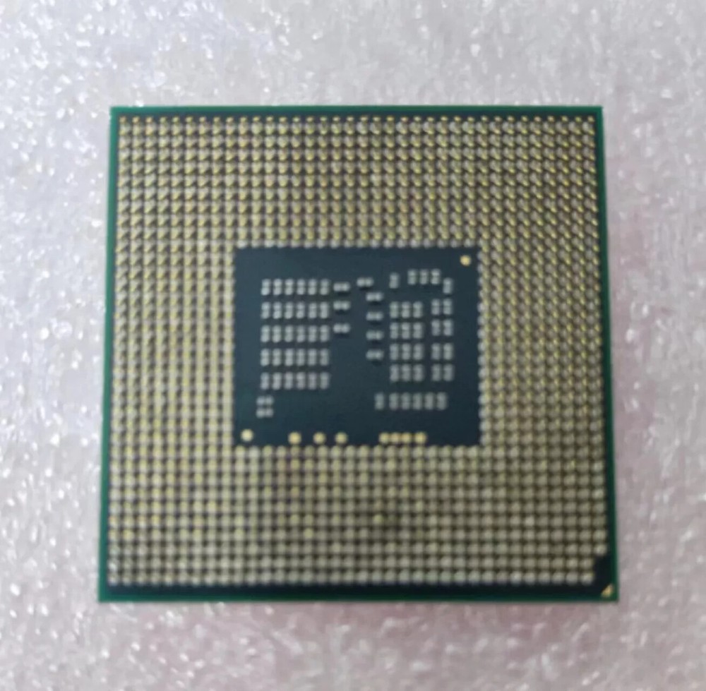 Intel Core i7-620M SLBPD SLBTQ 2.66 GHz 4M Dual Core Laptop Processor Socket G1