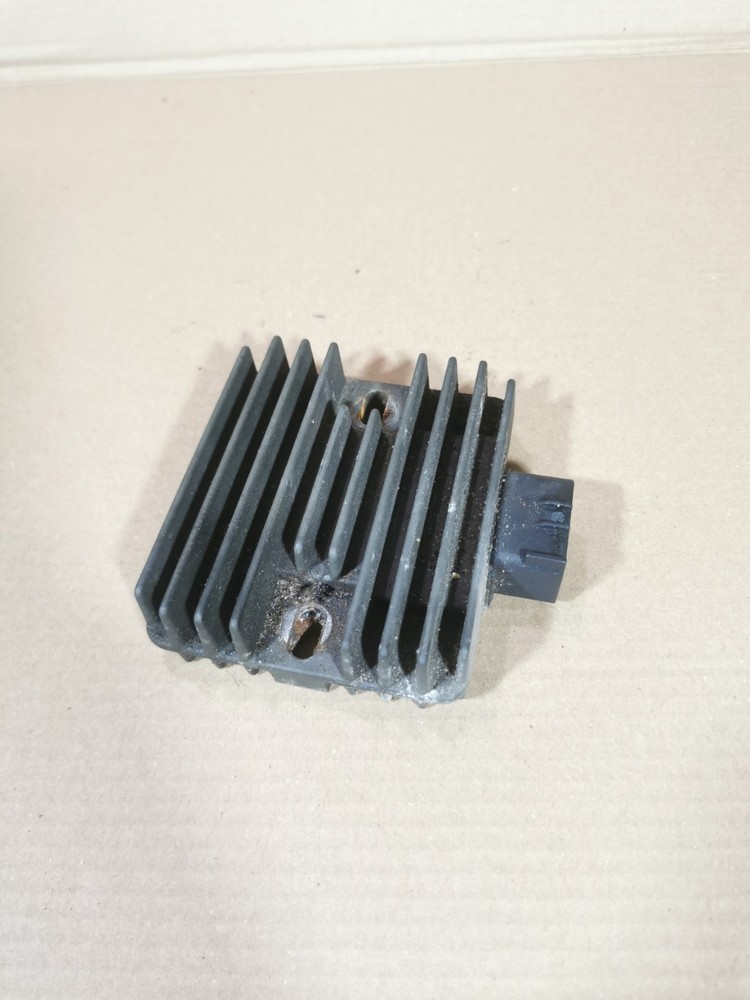 2011 KAWASAKI ER 6F RECTIFIER REGULATOR RECT EX650 WH2