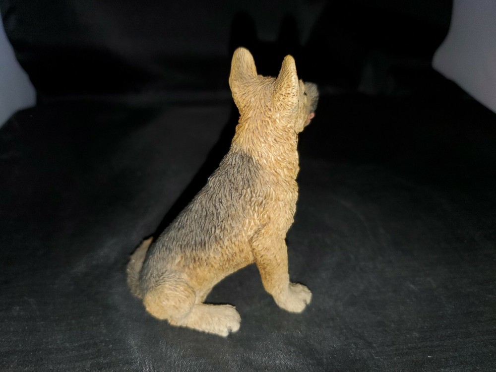 Castagna 1988 German Shepherd Sitting Figurine