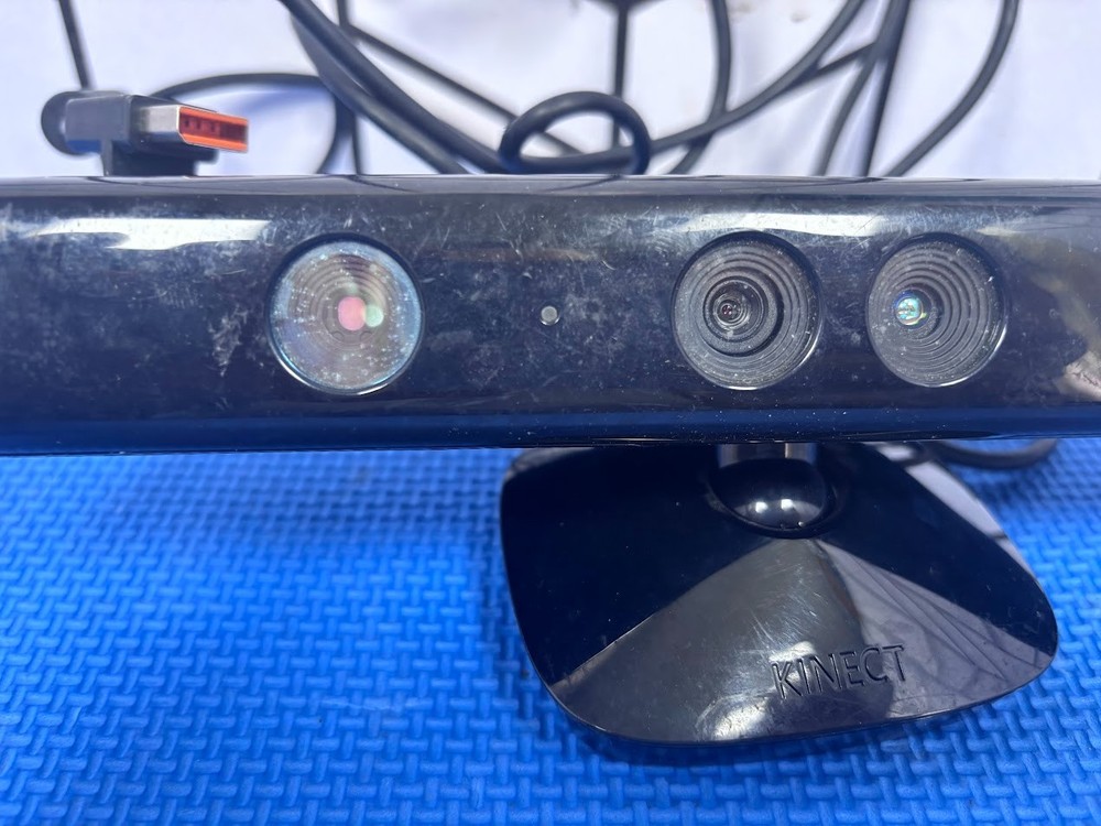 Microsoft Xbox 360 Kinect Sensor Bar Model 1414 Black W/ Cable & Stand OEM Used