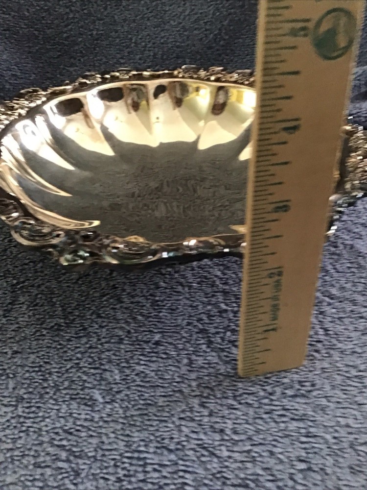 Vtg Wallace Silver Plate Bowl Baroque 8.5” Centerpiece Serving Pedestal Nice