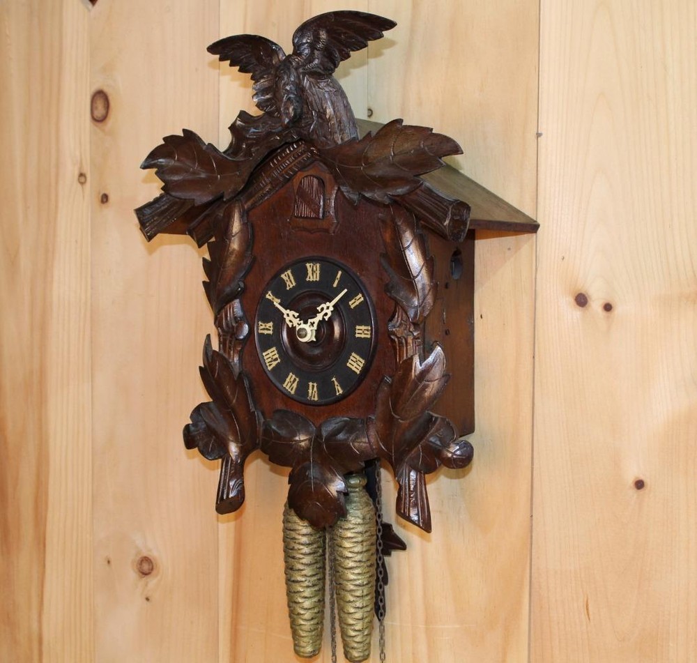 Antique American Cuckoo Clock Co. Cuckoo Clock
