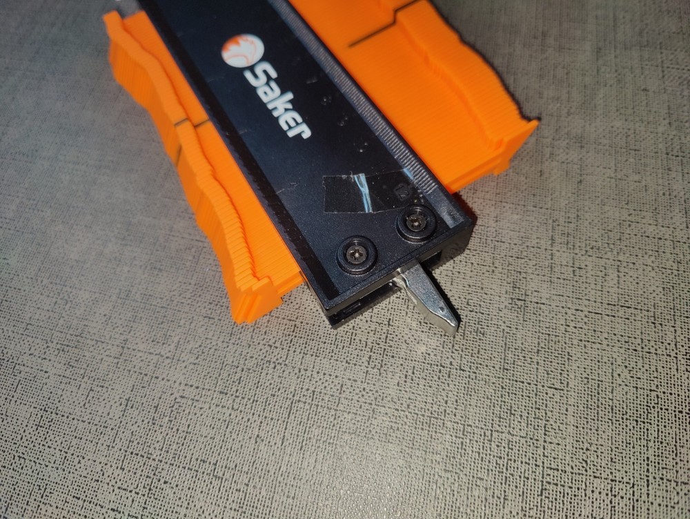 Saker Contour Gauge (5 Inch) Profile Tool-Adjustable Lock Duplicates Any Shape
