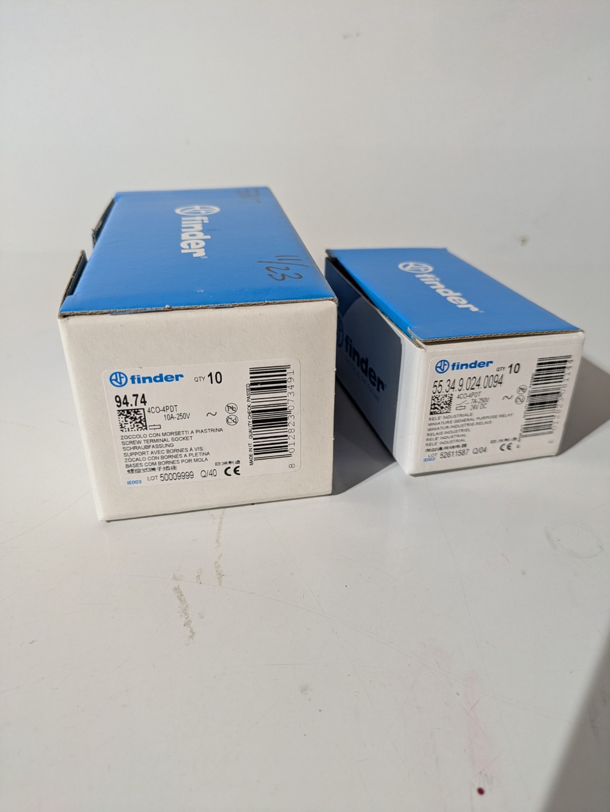 QTY 10- 24VDC Relay with Socket 4pole DPDT ; Finder 94.74 And 55.34.9.024.0094