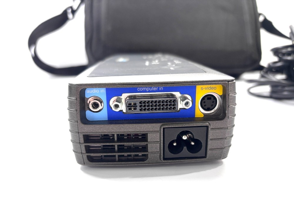 Boxlight XD-25m Portable Projector