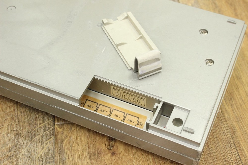 ROLAND TR-606 [80300]