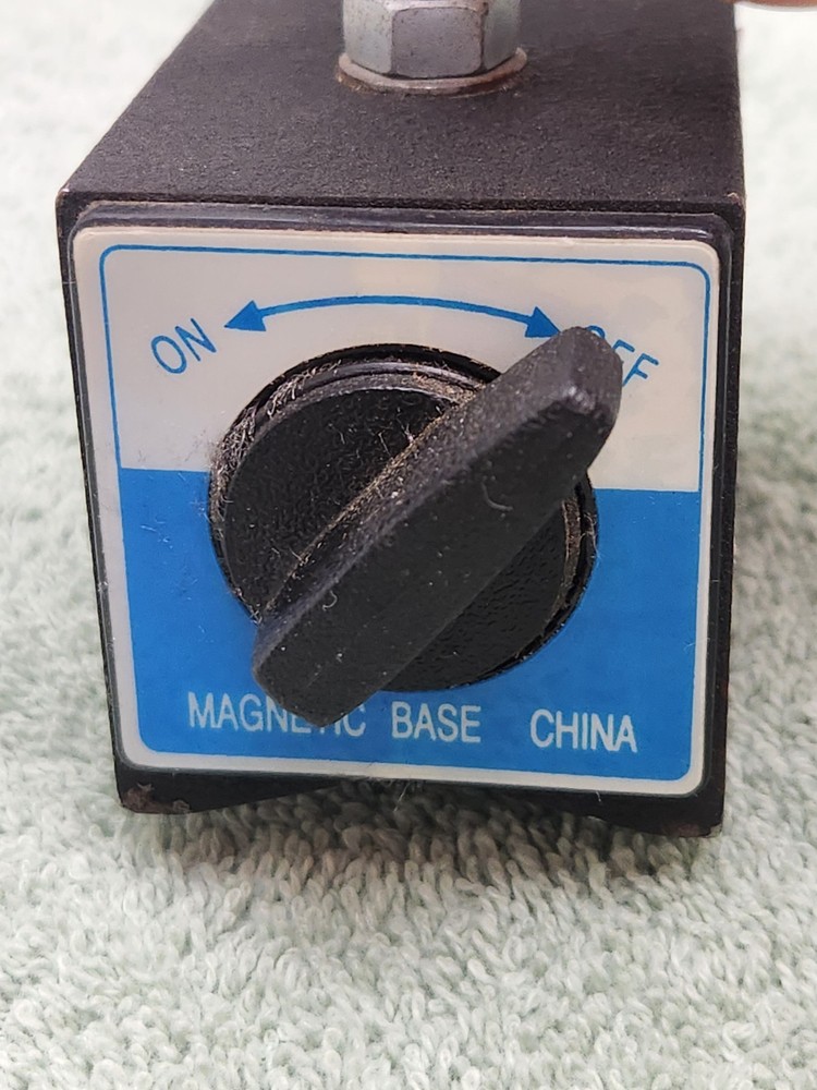Multi-Position Magnetic Base with fine adjustment 05645 Harbor Freight
