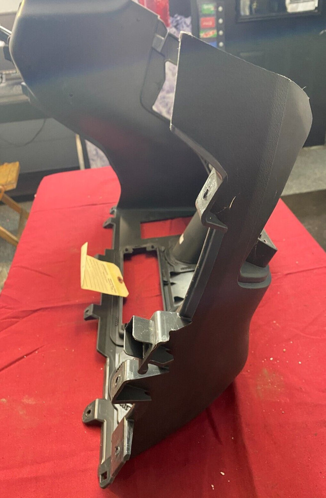 TRIM PANEL Freightliner ASM, CUP - FIXED, CENTER, SHIFT, CONSOLE A22-76496-001