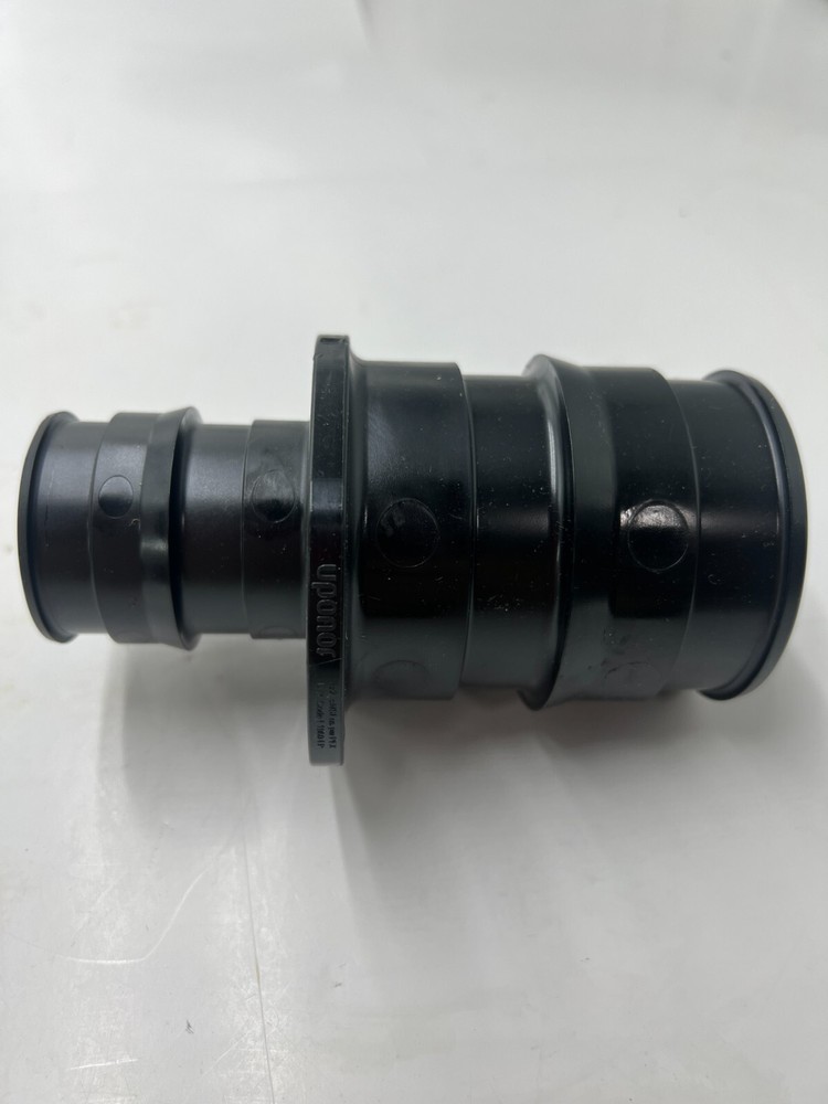 Q4773020 Uponor 3" PEX x 2" PEX Reducing Coupling 114902