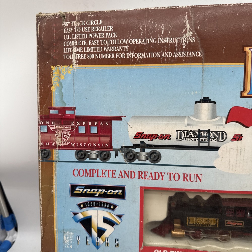 Snap-on Diamond Express HO Scale Electric Train Set