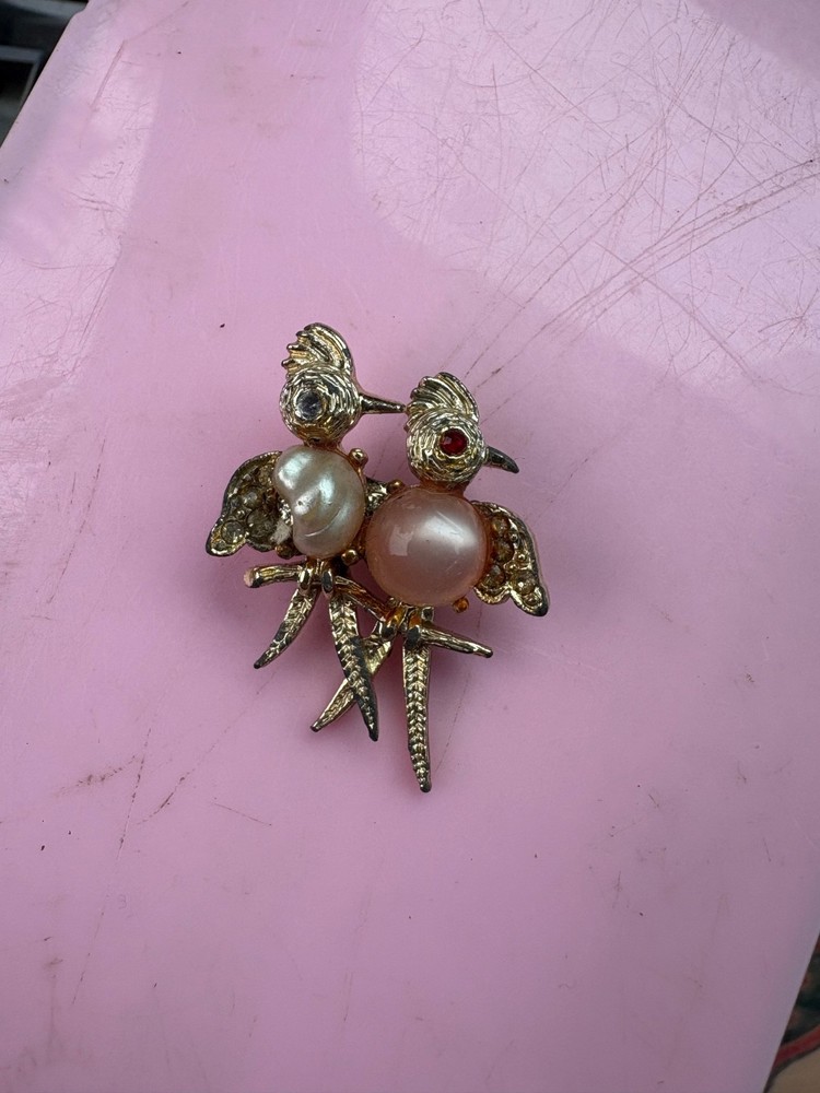 Multiple Brooch Pins