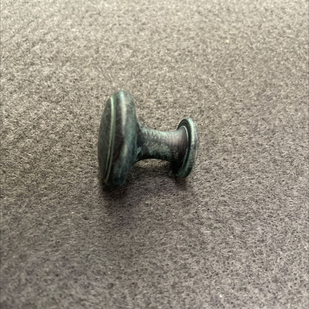 1" Small Button Knob Old Green