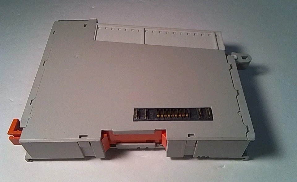 Allen Bradley 5069-OB16, Ser. B, 564733 Compact 5000 DC Output Module