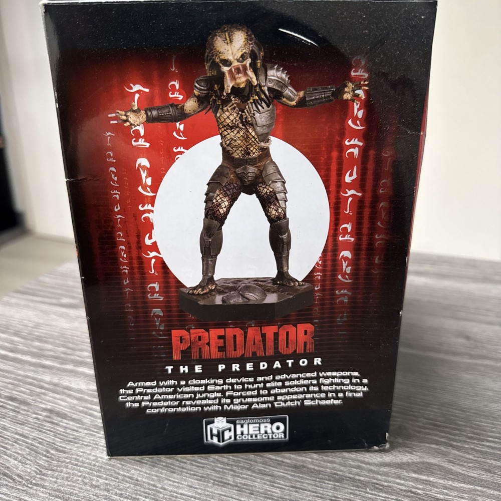 2016 Eaglemoss Alien & Predator Figurine Collection The Predator