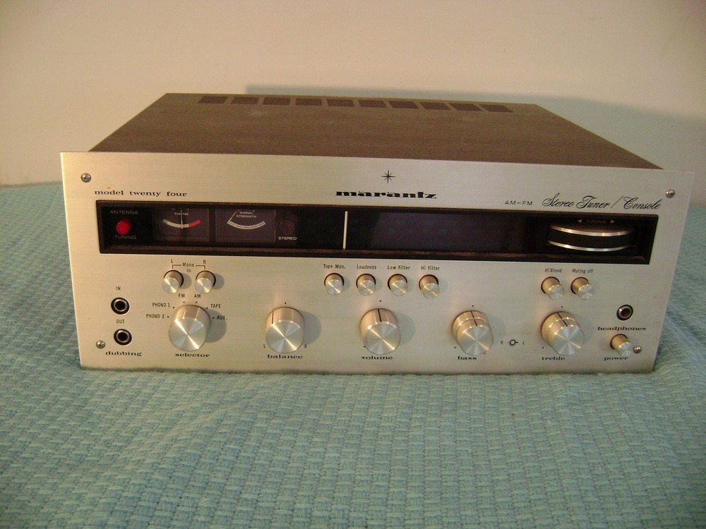 MARANTZ  MODEL 24 PREAMP---TUNER--MINT--