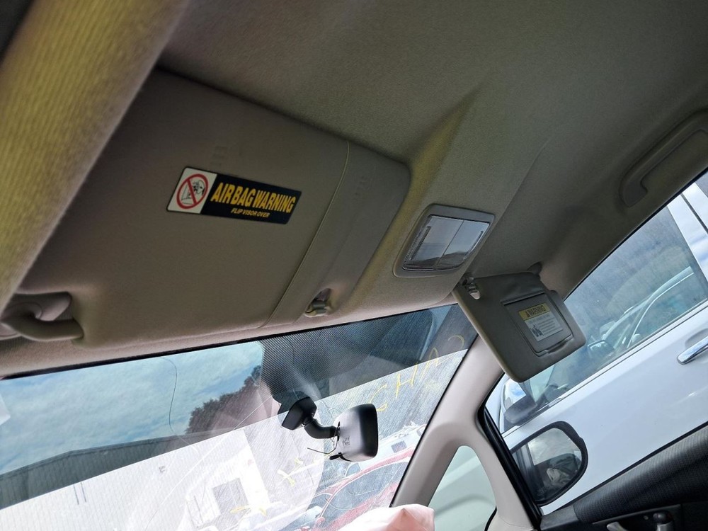 FIT 2012 Glove Box 4773717