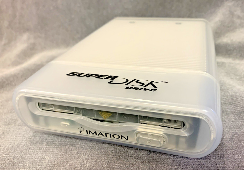 Imation SD-USB-M2 External SuperDisk (LS-120) Mac Portable USB Floppy Disk Drive