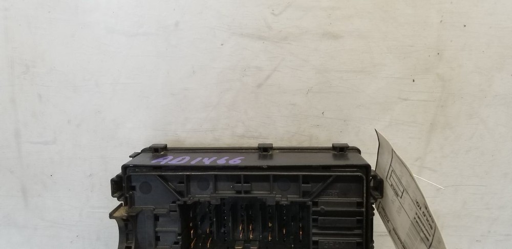 24 FORD E350 SUPER DUTY ENGINE FUSE BOX 7.3L
