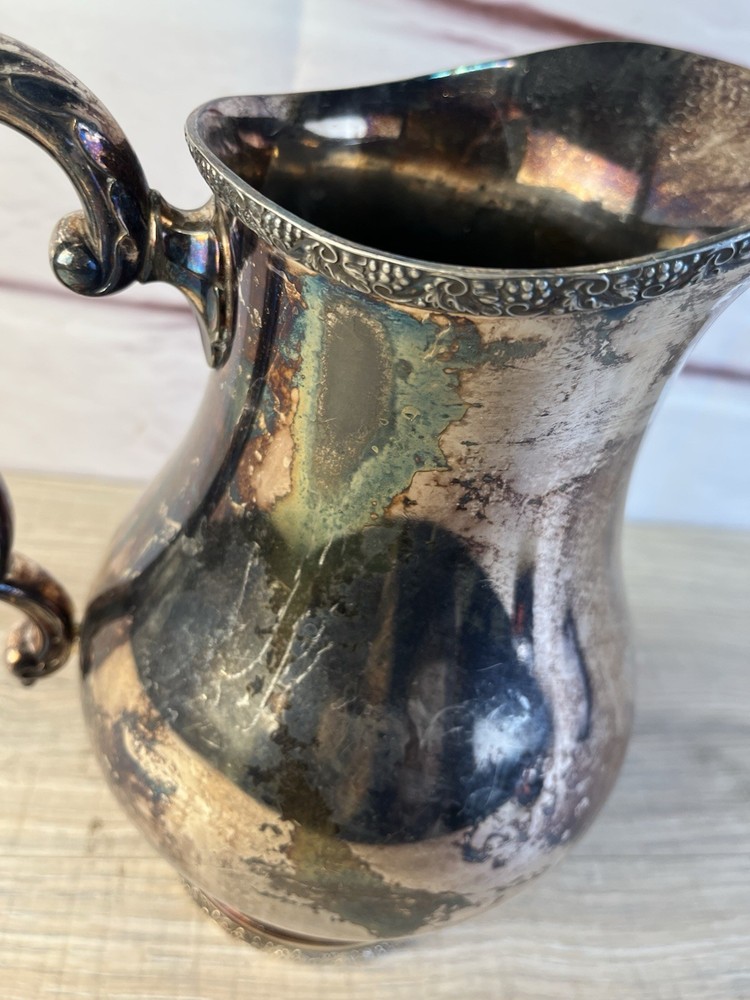 Melford Wallace Silver Pitcher Grape Edge Pattern M612 E.P.W.M