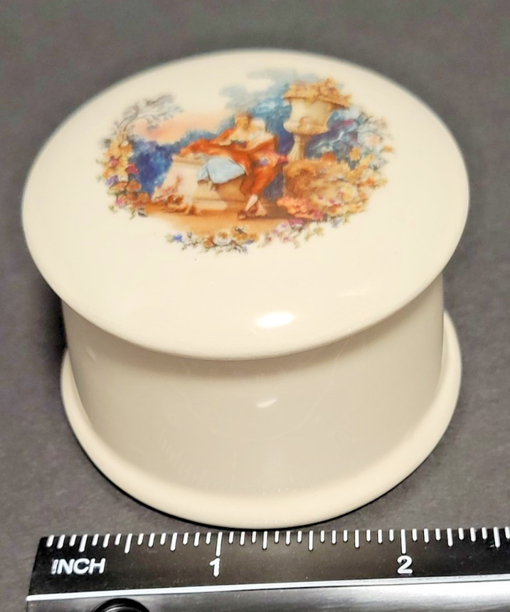small trinket or ring dish