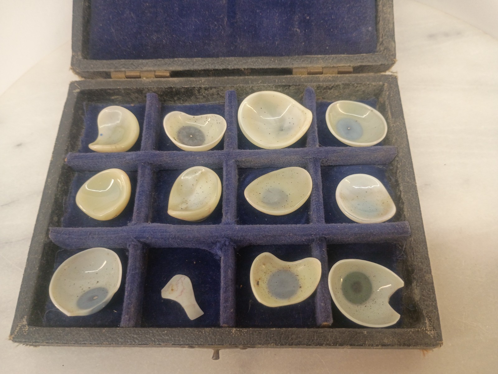 Antique Sample Of Prosthetic Hand Blown Glass Eyes Eyeballs Unknown Orgin READ