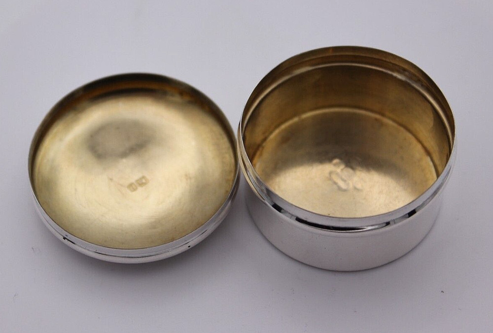 Sterling Silver pill / patch box 37 mm dia. Birmingham 1904