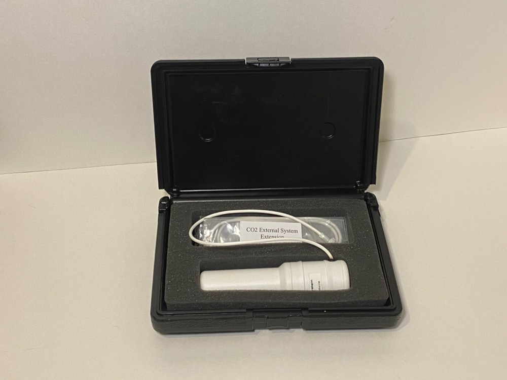 GAUMARD C02 EXHALATION EXTERNAL SYSTEM S3005.078 INCLUDES ORIGINAL HARD CASE