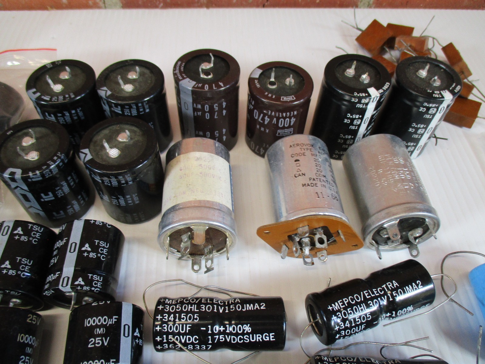 Lot of Vintage Electrolytic Capacitors New Old Stock Lot of 260 Ham Radios