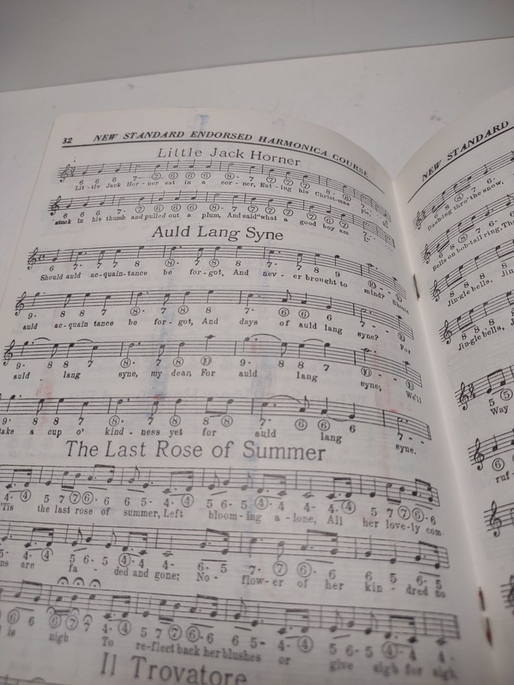 1954 New Standard Harmonica Instruction Book